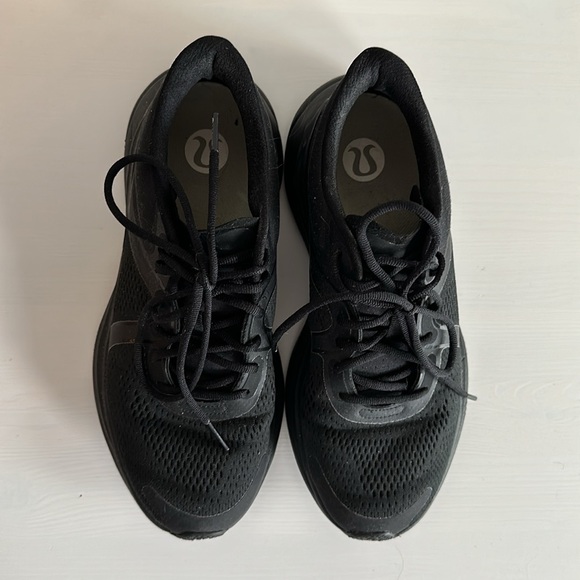 Lululemon Blissfeel Women's Running Shoe in Black/Black/Black - Picture 7 of 7